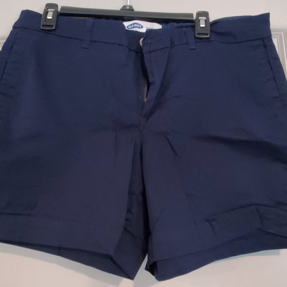 Old Navy Navy Everyday Shorts